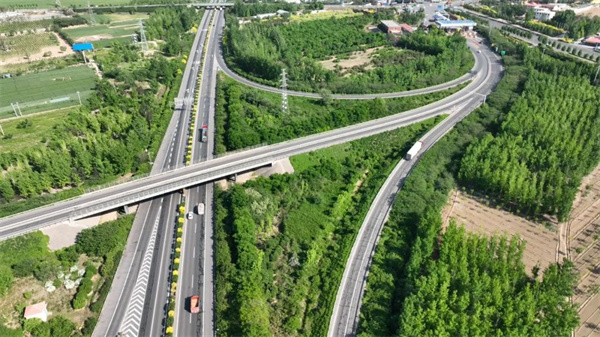石家莊交通 讓數(shù)據(jù)“跑路”替車戶跑腿，道路普通貨物運(yùn)輸改革見(jiàn)效
